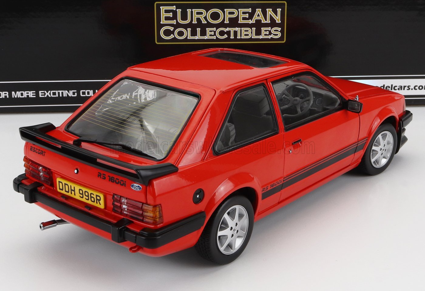 SUN-STAR - 1/18 - FORD ENGLAND - ESCORT RS 1600i 1984 - RED