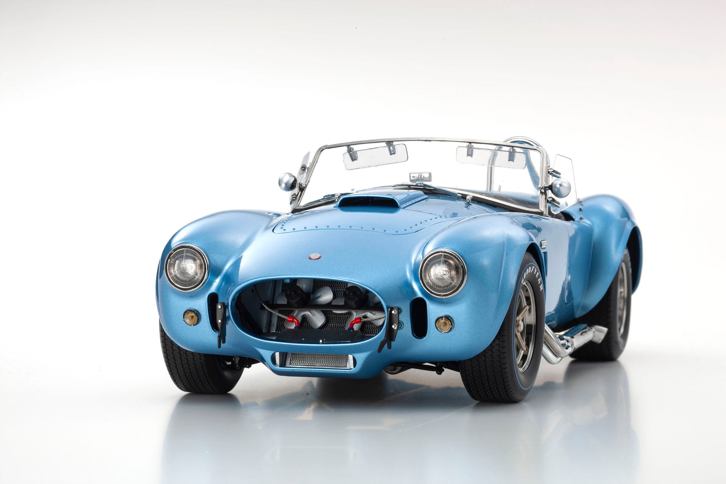 Kyosho Shelby Cobra 427S/C 1/12