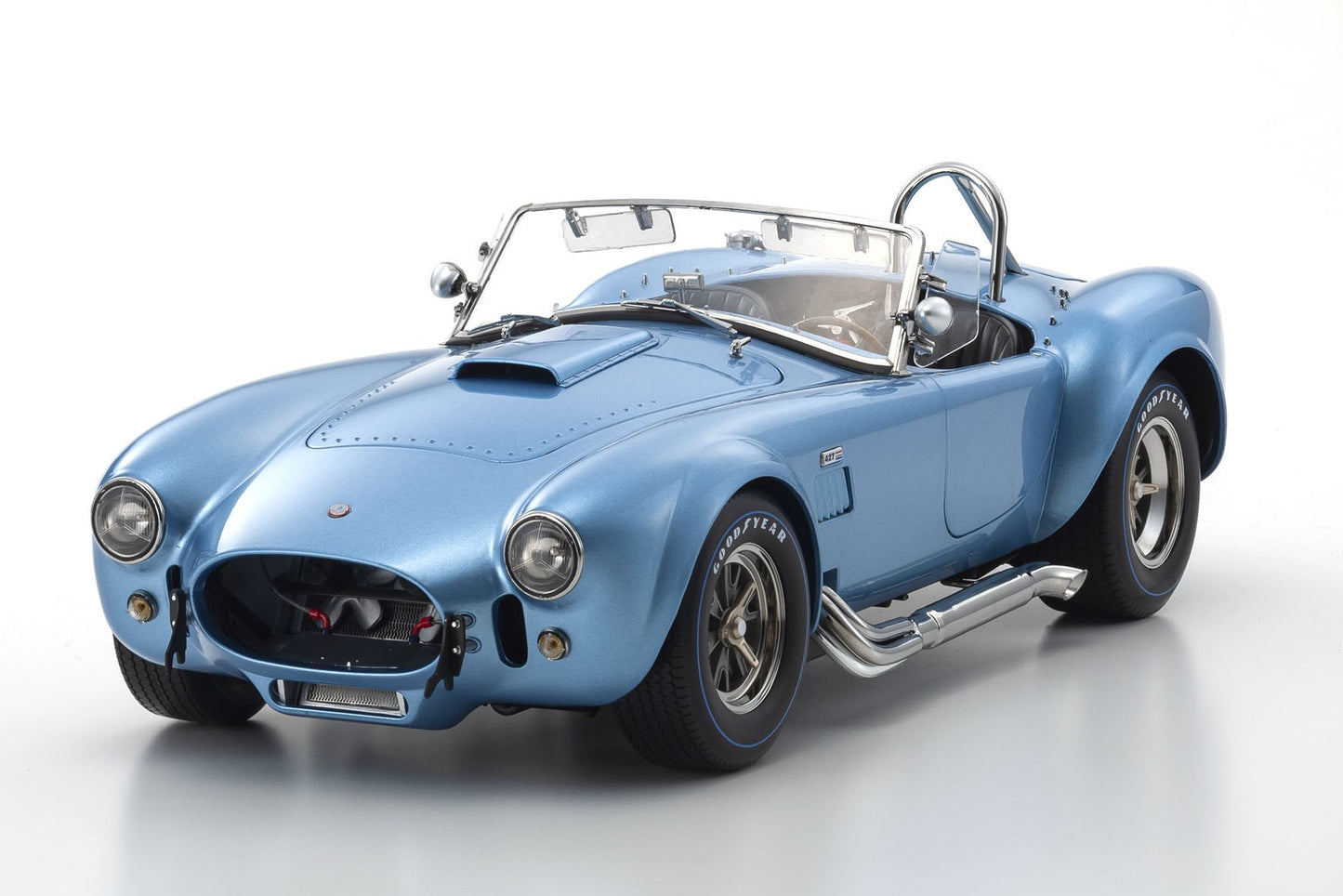 Kyosho Shelby Cobra 427S/C 1/12