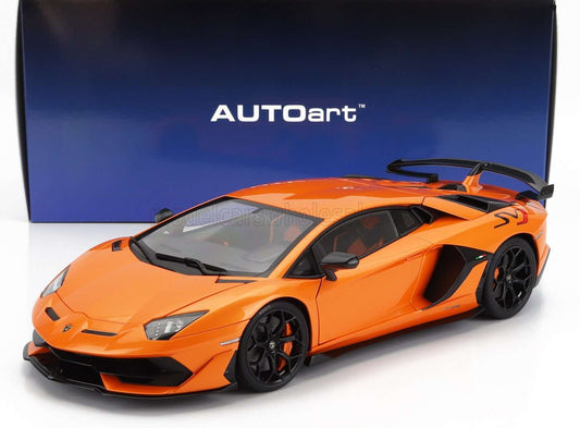 AUTOART - 1/18 - LAMBORGHINI - AVENTADOR SVJ 2018 - ORANGE 1/18 modellino da collezione 329 lacasadelmodellismo