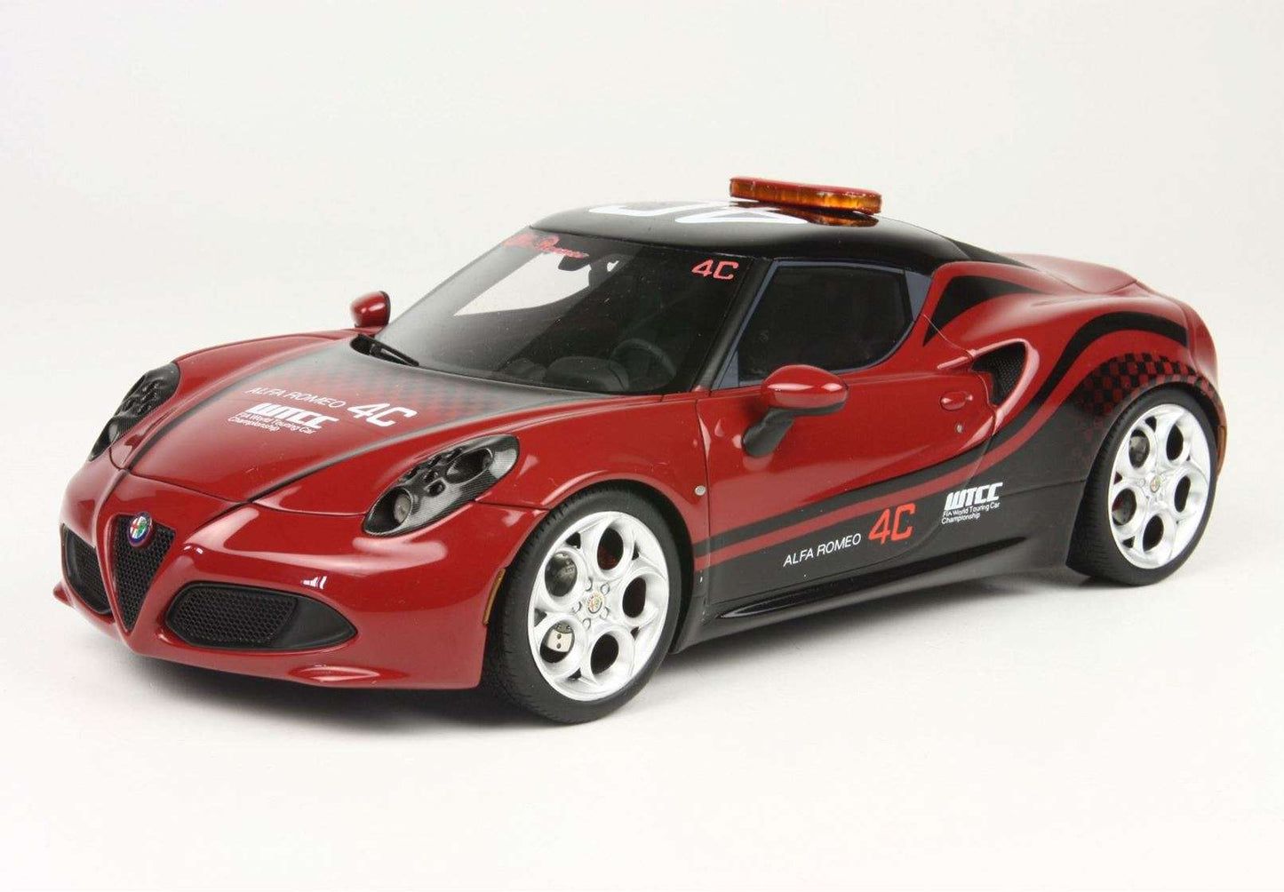 BBR Alfa Romeo 4C WTCC 2014 1/18 1/18 modellino da collezione 169 lacasadelmodellismo