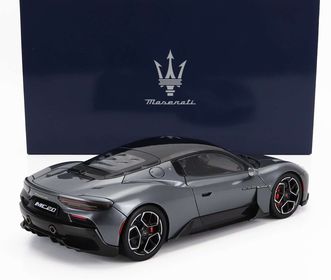 BBR-MODELS - 1/18 - MASERATI - MC20 GLOSS BLACK ROOF 2020 - GRIGIO MISTERO GREY MET 1/18 modellino da collezione 419 lacasadelmodellismo