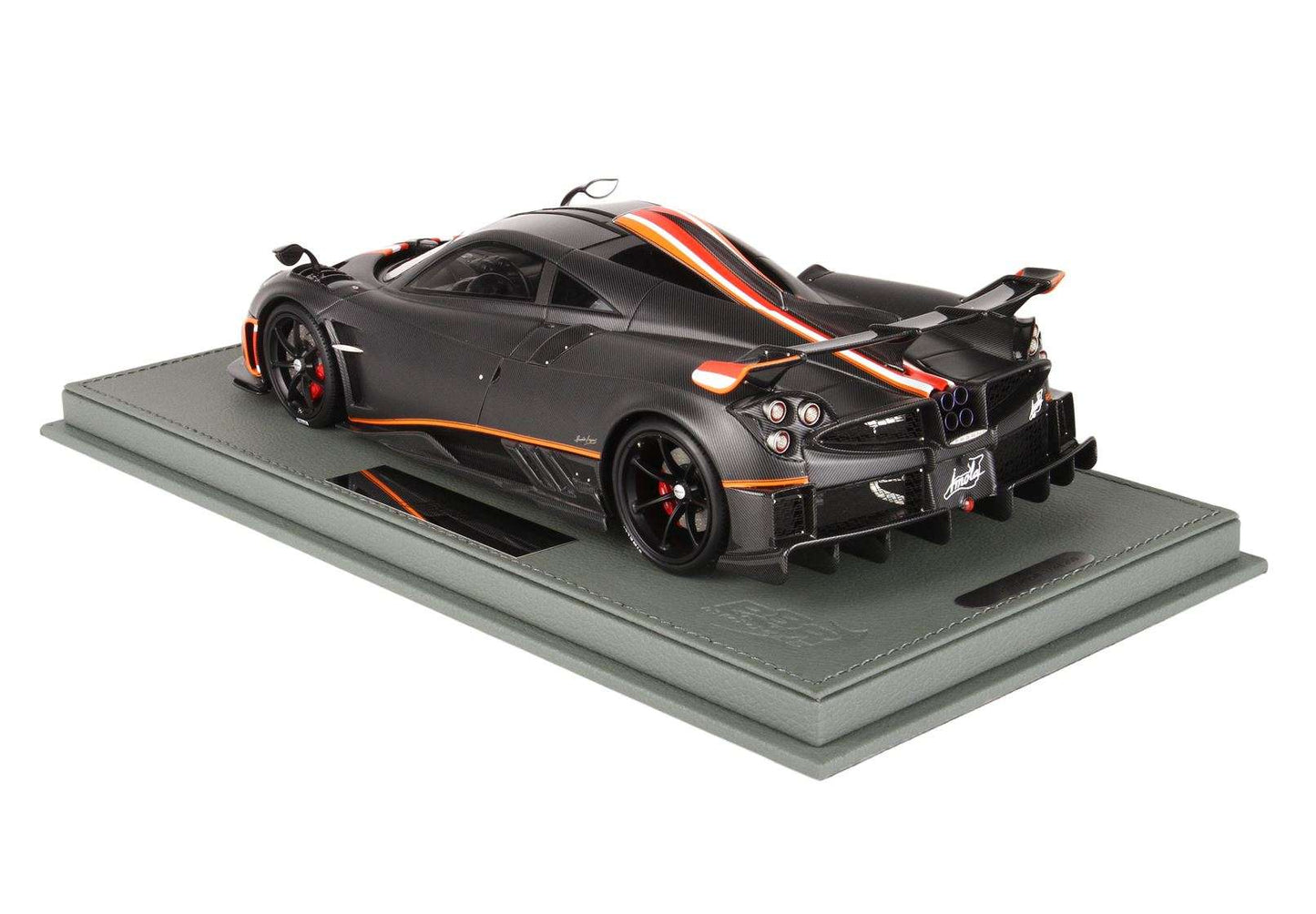 BBR Pagani Imola 2020 Matt Carbon Fiber Black 1/18 modellino da collezione 499 lacasadelmodellismo