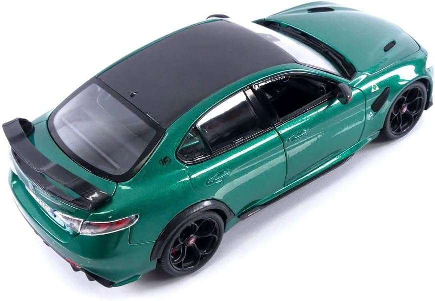 BURAGO - 1/18 - ALFA ROMEO - GIULIA GTAm 2020 - VERDE MONTREAL - GREEN MET 1/18 modellino da collezione 69 lacasadelmodellismo