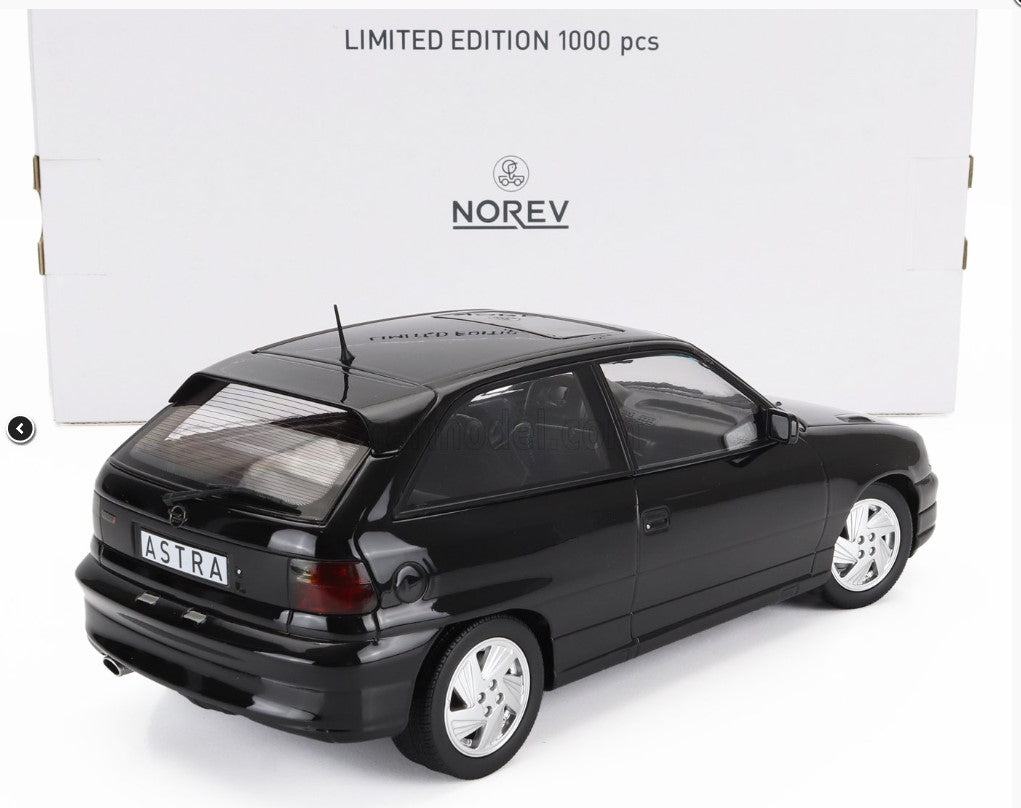 NOREV - 1/18 - OPEL - ASTRA F GSi 1992 - BLACK