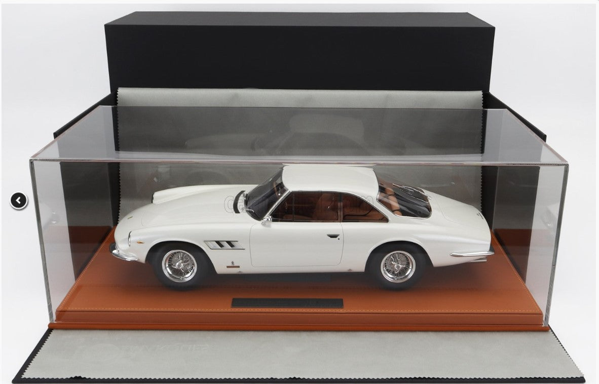 TOPMARQUES - FERRARI - 500 SUPERFAST 2-SERIES 1965 White