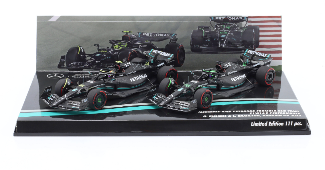 MINICHAMPS - MERCEDES GP - SET F1 2X W14 TEAM MERCEDES-AMG PETRONAS FORMULA ONE N 44 BAHRAIN GP 2023 LEWIS HAMILTON + N 63 BAHRAIN GP 2023 GEORGE RUSSEL