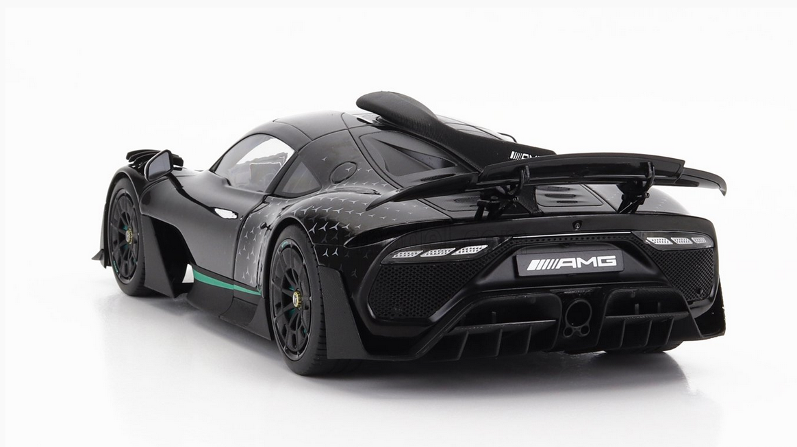 NZG - 1/18 - MERCEDES BENZ - ONE AMG (C298) 2022 - HYPER BLACK