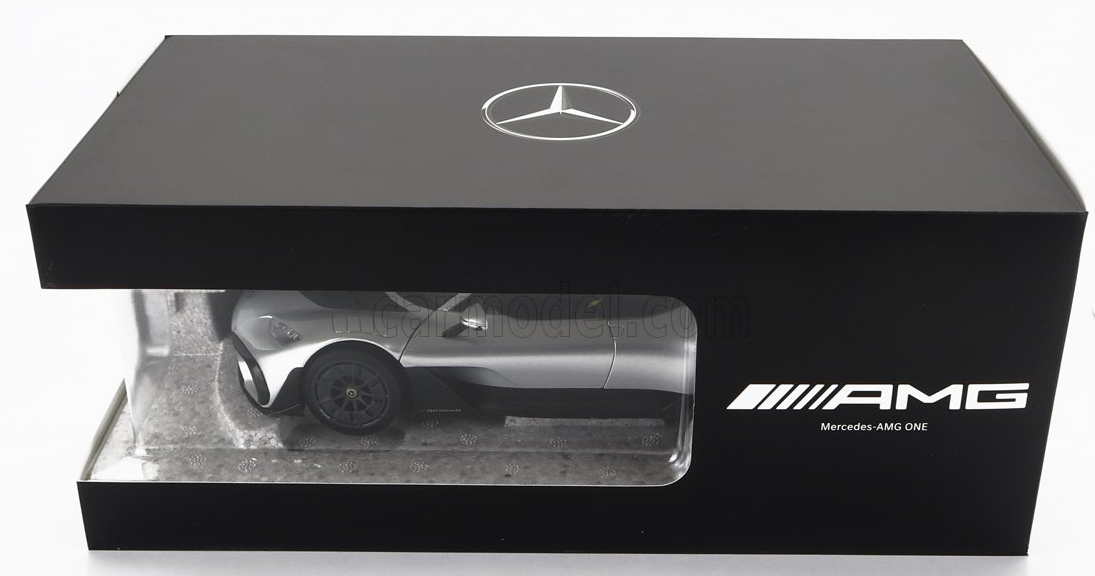 NZG - 1/18 - MERCEDES BENZ - ONE AMG (C298) 2022 - HIGHTECH SILVER