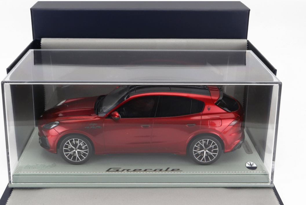 BBR-MODELS - 1/18 - MASERATI - GRECALE TROFEO SUV 2023 - CON VETRINA - WITH SHOWCASE - ROSSO GRANTURISMO - RED MET