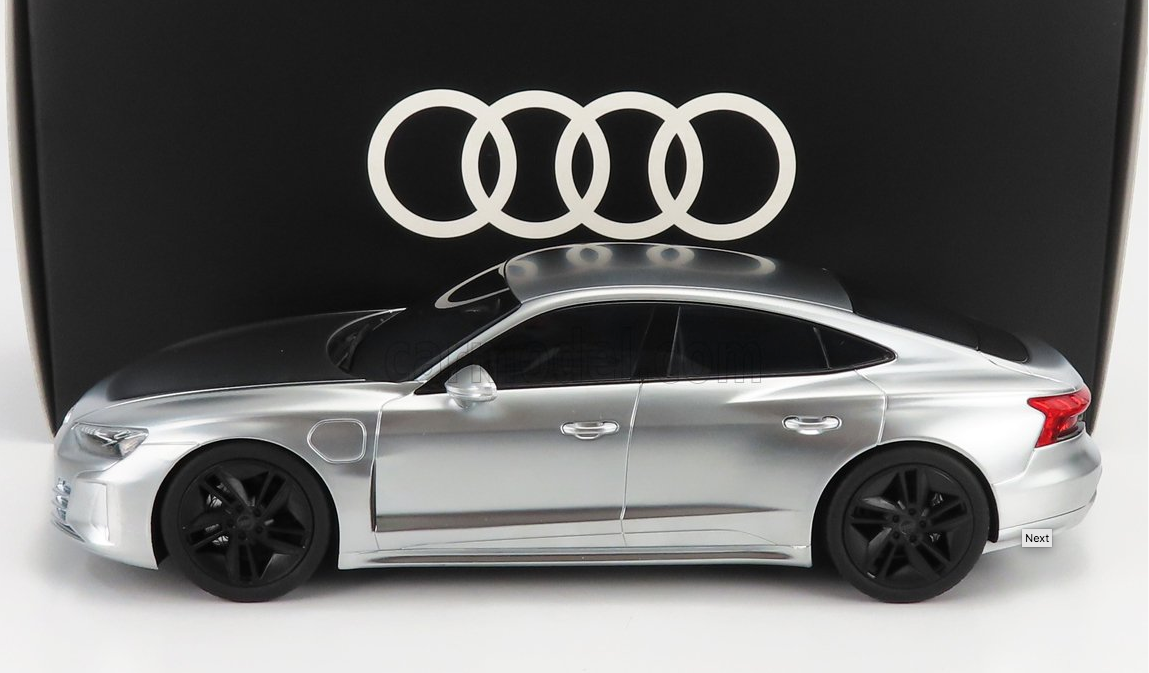 NOREV - 1/18 - AUDI - GT RS E-TRON 2021 - MATT CHROME