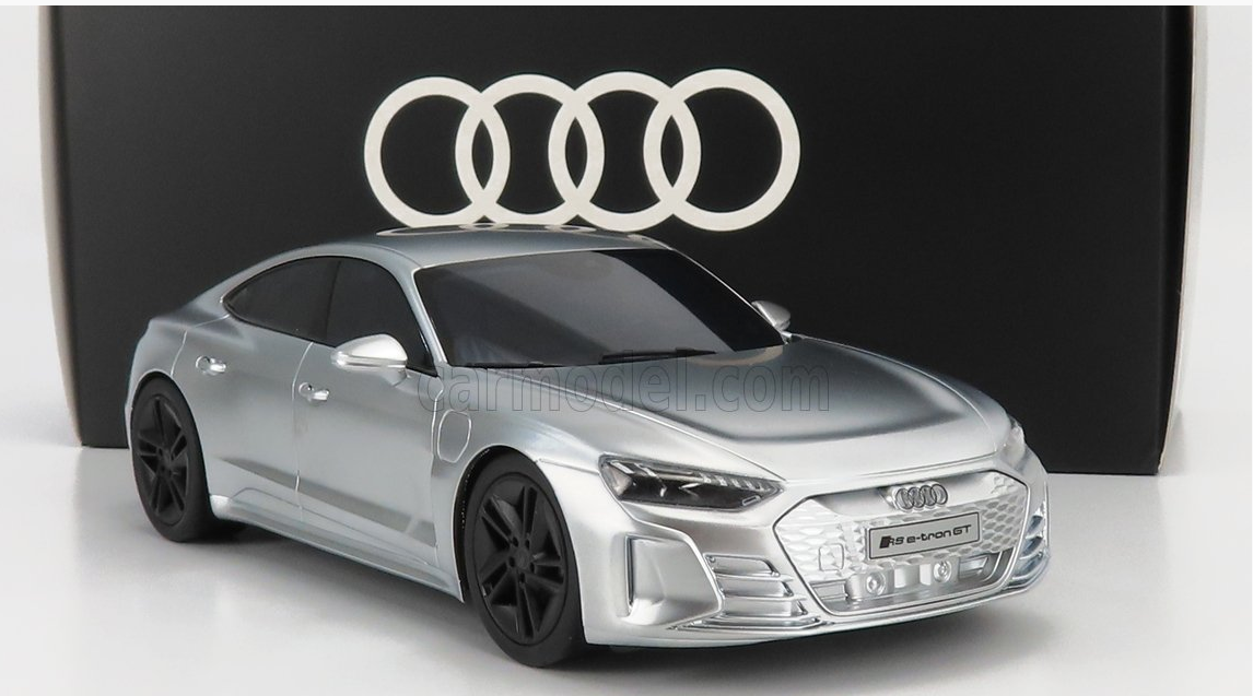 NOREV - 1/18 - AUDI - GT RS E-TRON 2021 - MATT CHROME