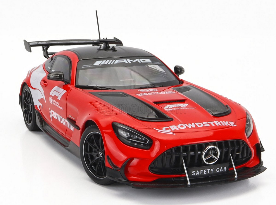 MINICHAMPS - MERCEDES BENZ - GT-R AMG V8 F1 SAFETY CAR CROWDSTRIKE SEASON 2022 BERND MAYLANDER