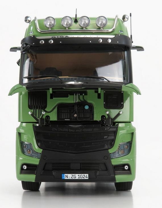 NZG - 1/18 - MERCEDES BENZ - ACTROS 2 1863 GIGASPACE 4x2 MIRRORCAM TRACTOR TRUCK 2-ASSI 2018 - OLIVE GREEN