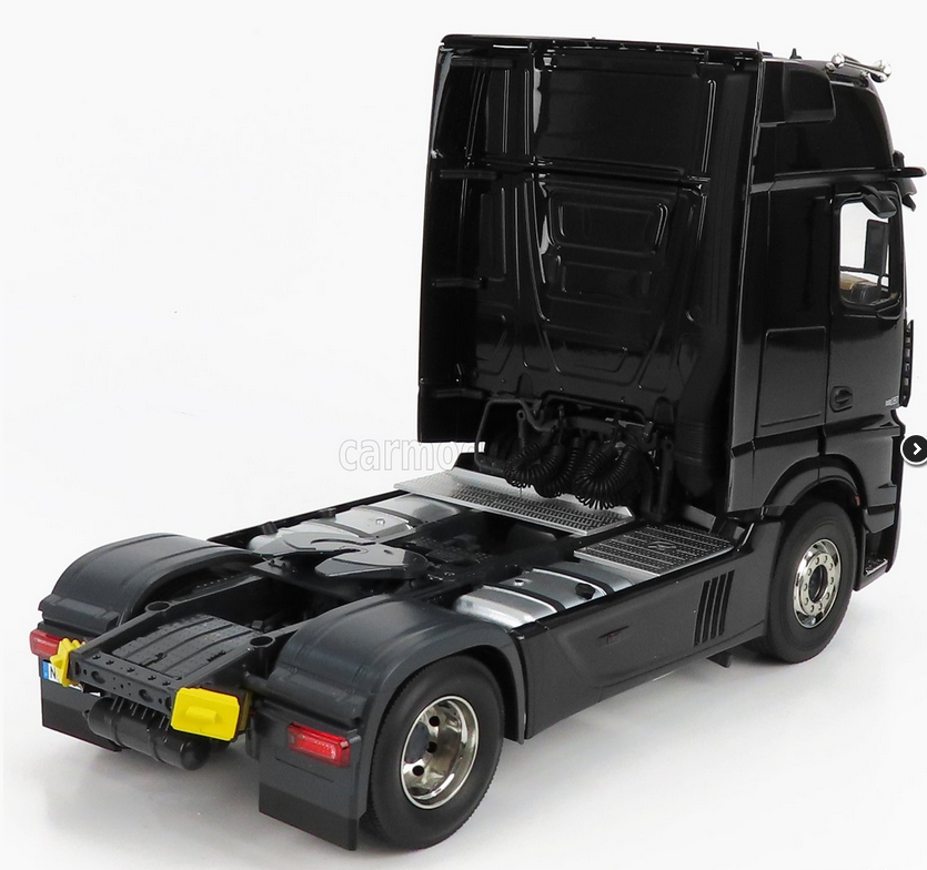 NZG - 1/18 - MERCEDES BENZ - ACTROS 2 1863 GIGASPACE 4x2 MIRRORCAM TRACTOR TRUCK 2-ASSI 2018 - BLACK