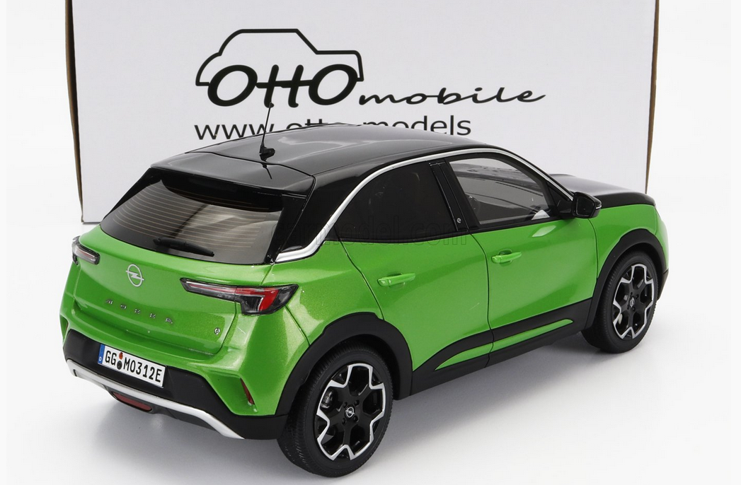 OTTO-MOBILE - 1/18 - OPEL - MOKKA E GS LINE 2021 - GREEN