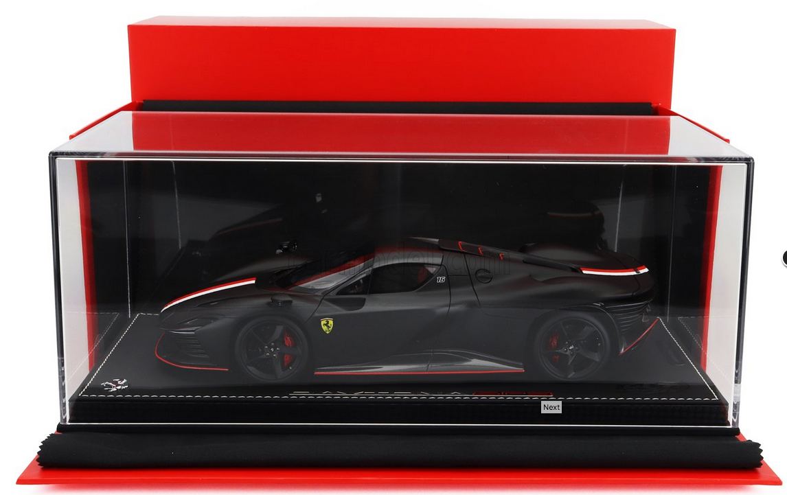 BBR-MODELS - 1/18 - FERRARI - DAYTONA SP3 CLOSED ROOF ICONA PRINCIPATO DI MONACO LIVERY N 16 PERSONAL CAR CHARLES LECLERC 2022 - CON VETRINA - WITH SHOWCASE - MATT BLACK