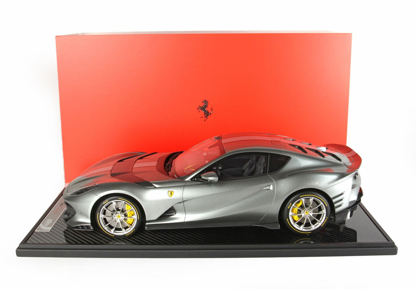 Ferrari 812 Competizione 1/12