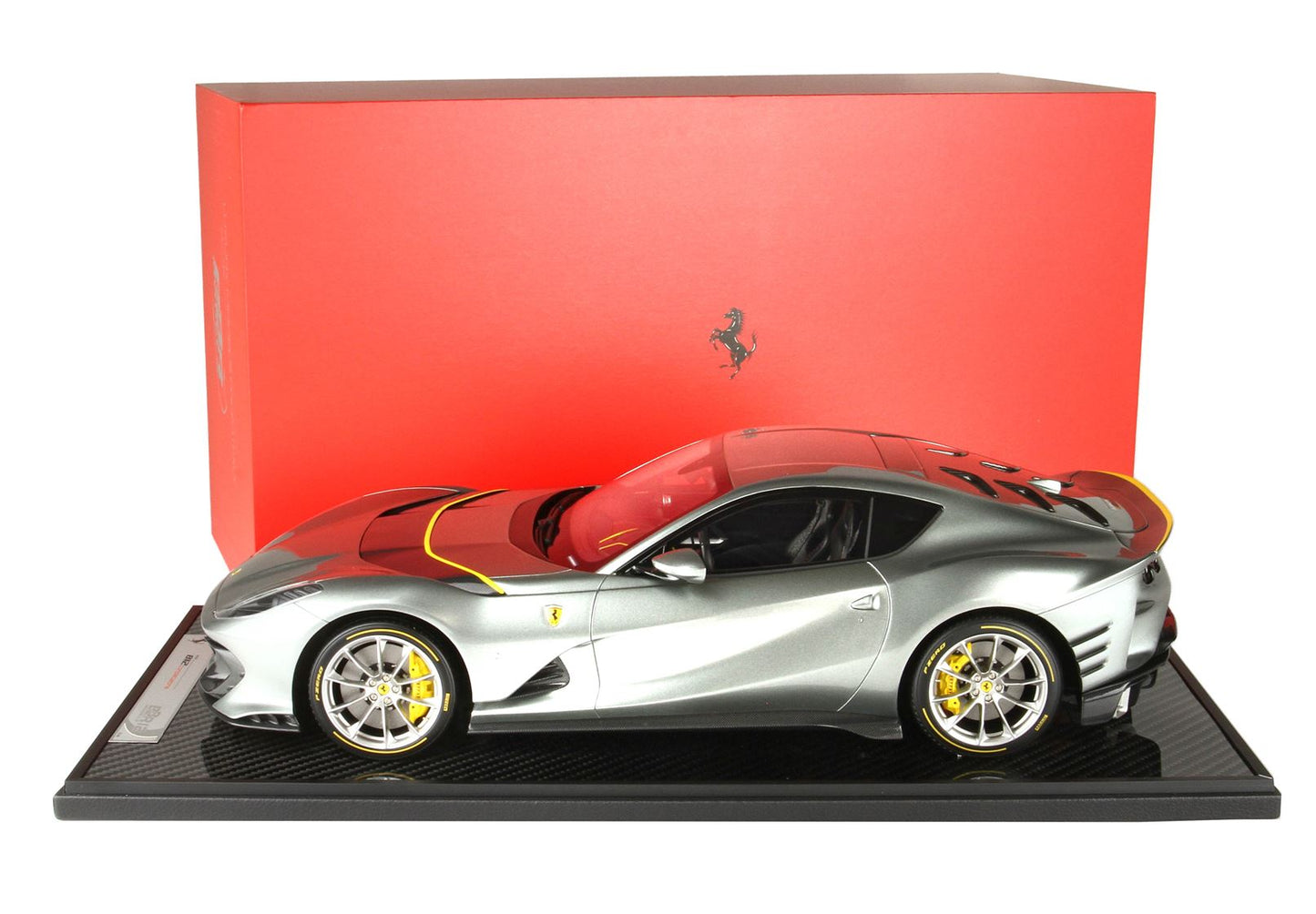 BBRModels - 1/12 Ferrari 812 Competizione 2021 Grigio Coburn Portachiavi Cuoio Schedoni incluso