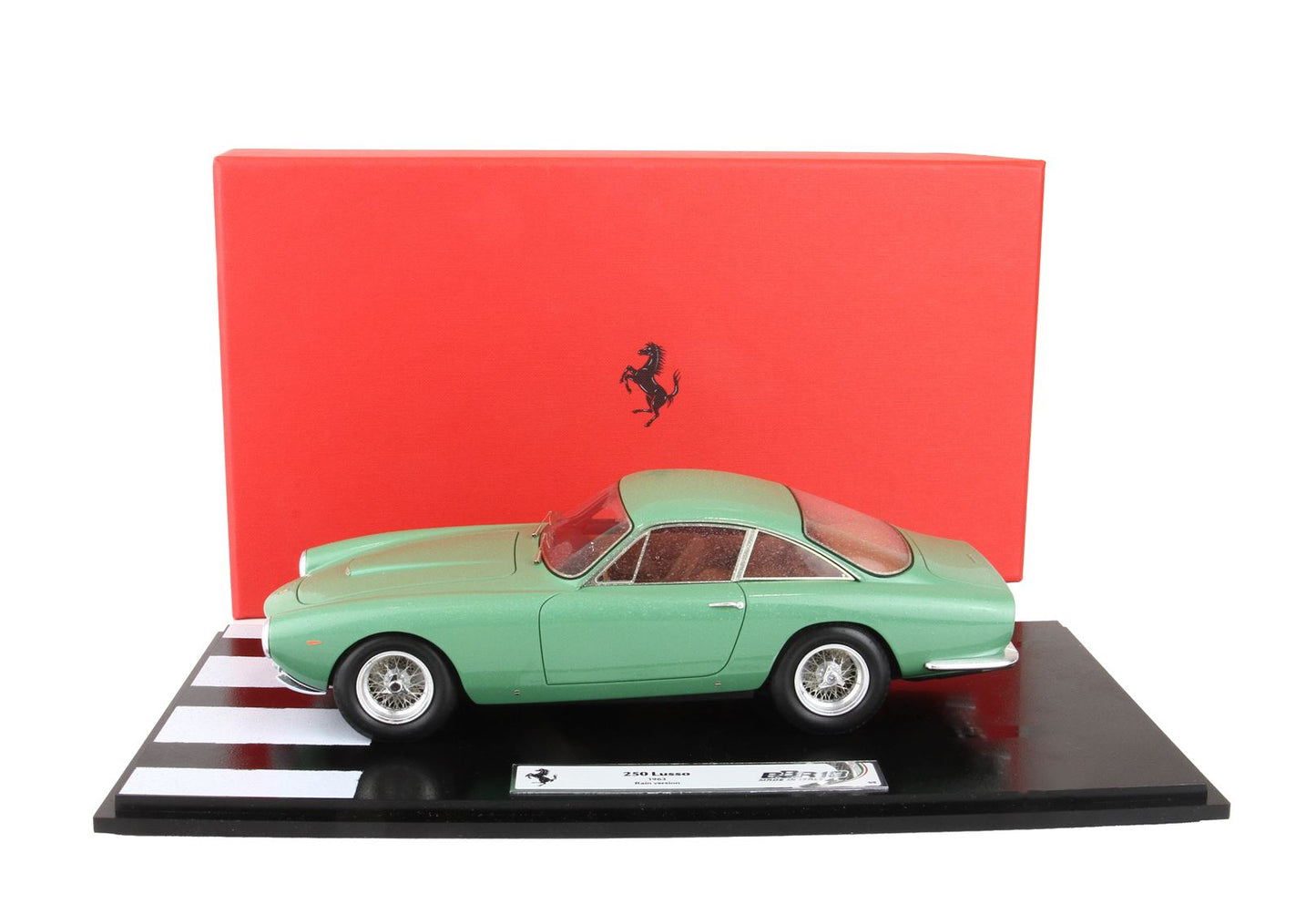 BBRModels  - 1/18  Ferrari 250 Lusso 1963 verde pastello - versione pioggia