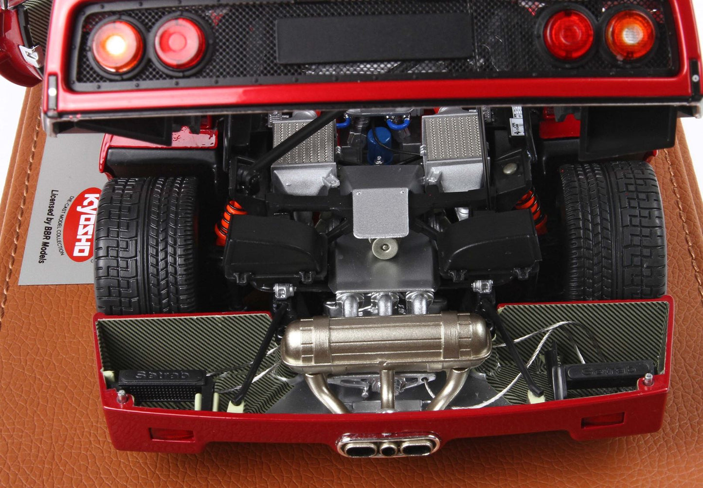 BBRModels - Ferrari F40 Rosso Metallizzato BBR-Kyosho livrea Tricolore con vetrinetta