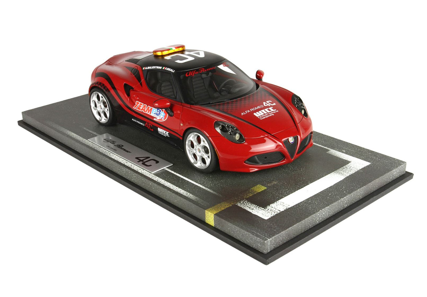 Alfa Romeo 4C Safety Car WTCC