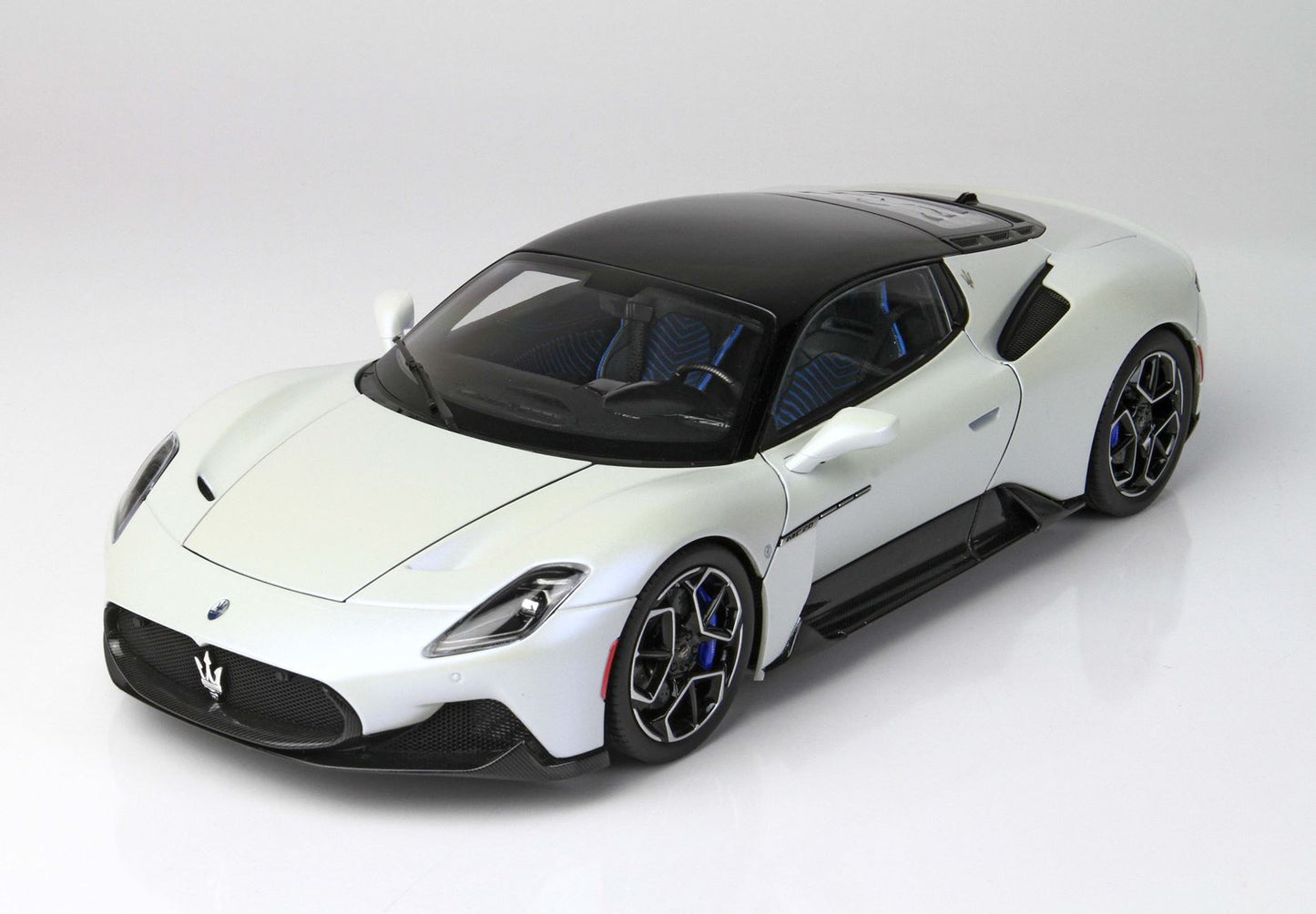 BBR-MODELS - 1/18 - Maserati MC20 Bianco Audace