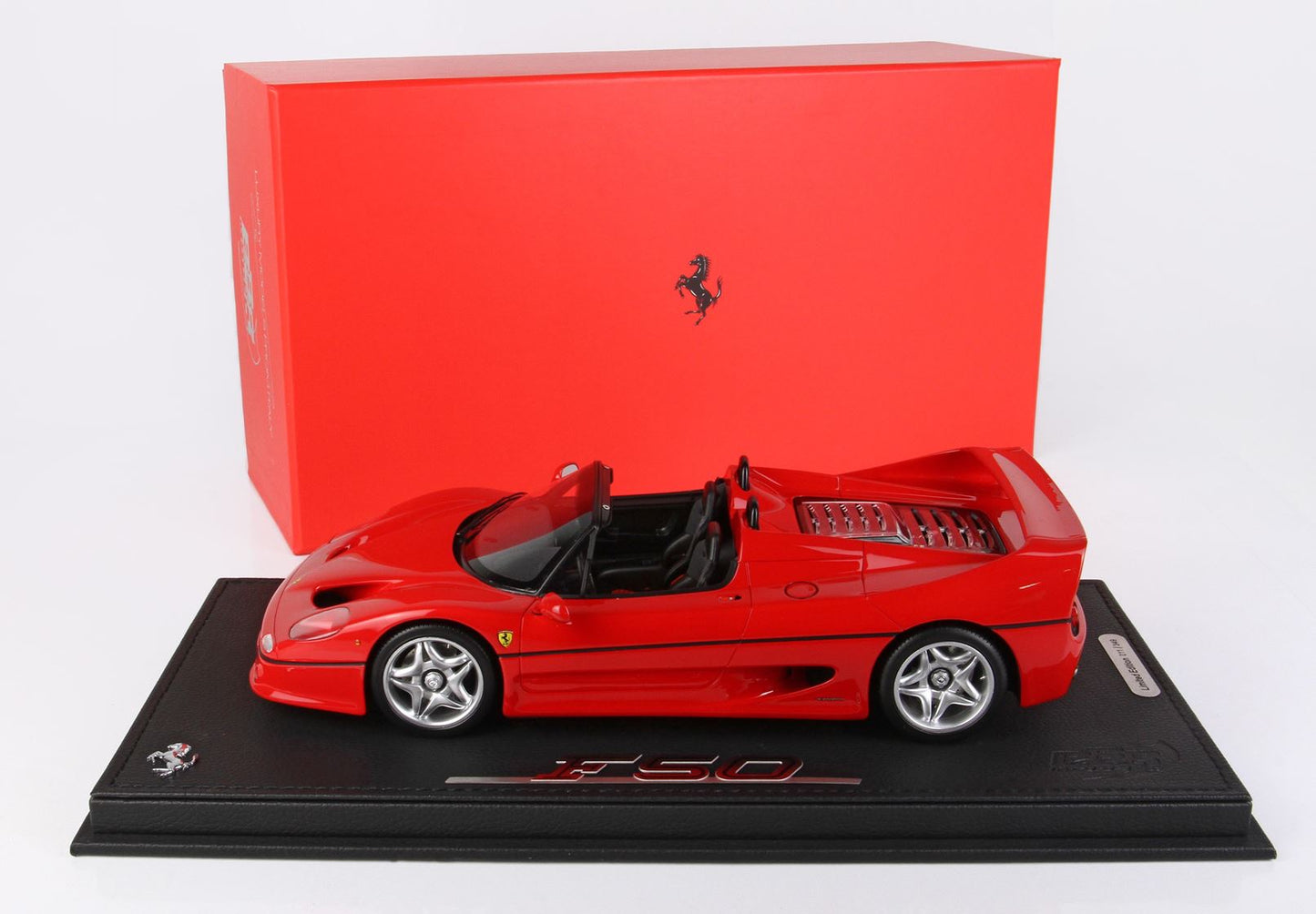 BBR-MODELS  - Ferrari F50 Coupe 1995 Spider Version Rosso con Vetrinetta