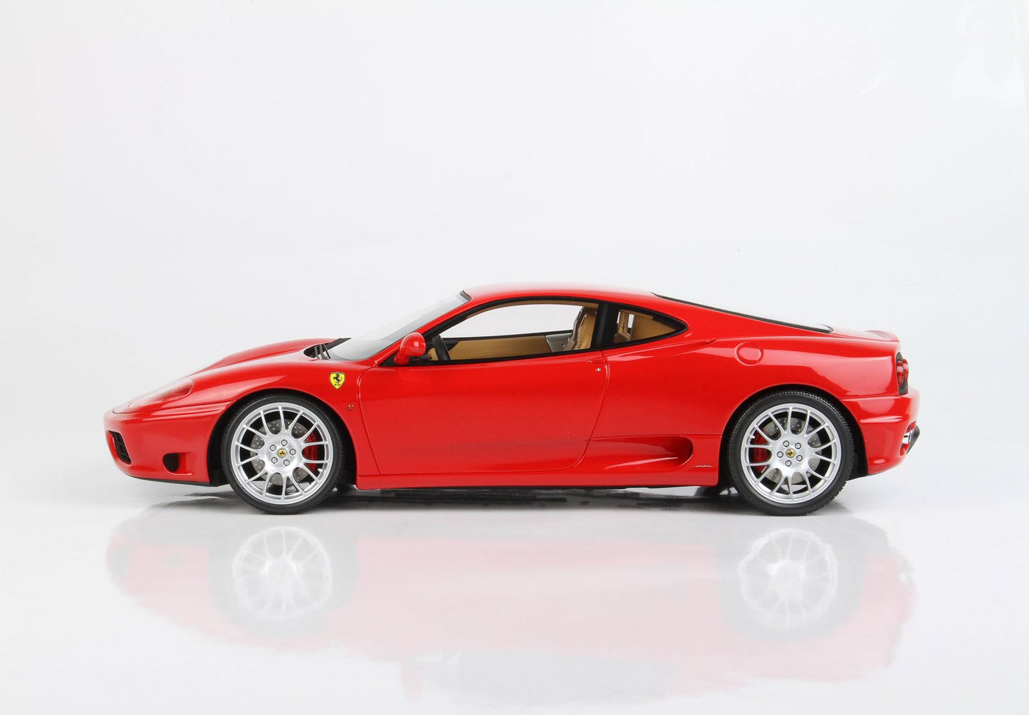 BBRModels - Ferrari 360 Modena 1999 rosso Corsa 322 con vetrinetta