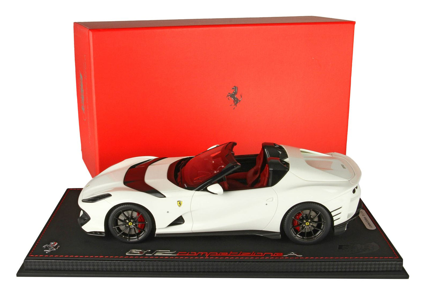 BBR-MODELS - Ferrari 812 Competizione A Avus White Vetrinetta inclusa