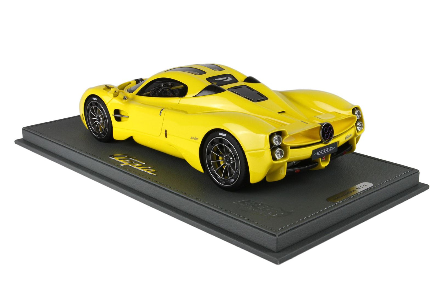 BBRModels - Pagani Utopia Giallo Vetrinetta inclusa