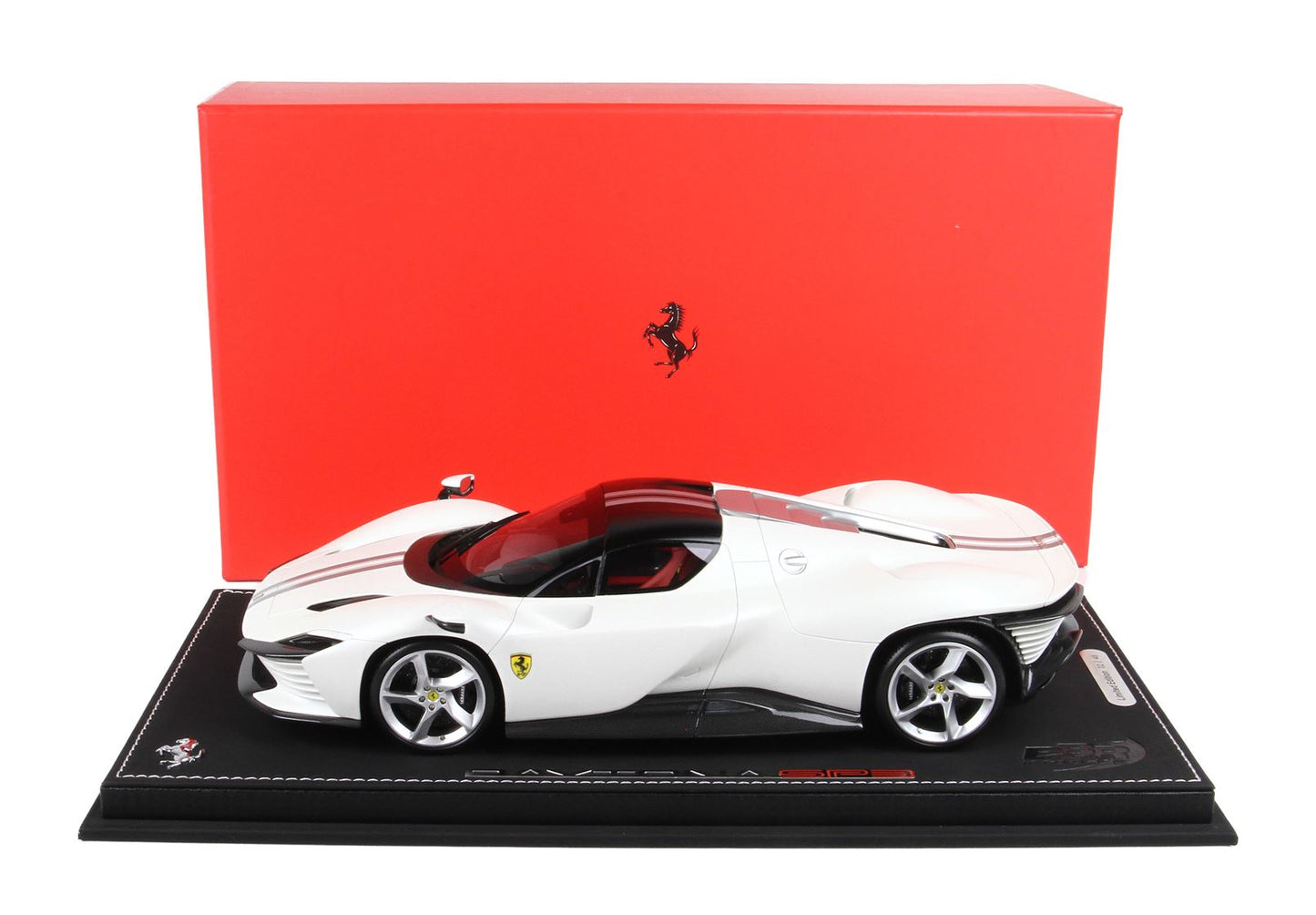 BBR-MODELS - Ferrari Daytona SP3 Icona series tetto chiuso - Bianco Italia Opaco